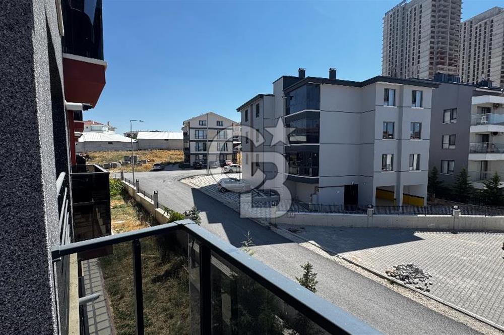 CB VİZYON’DAN İNCEK MAH. SİTE İÇERİSİNDE EŞYALI KİRALIK 1+1 DAİRE