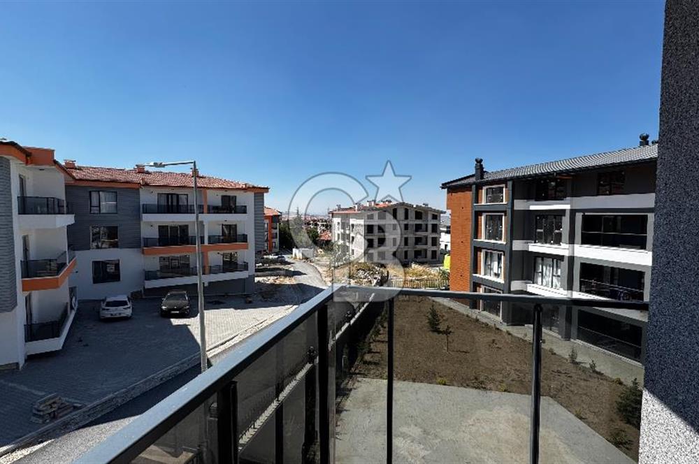 CB VİZYON’DAN İNCEK MAH. SİTE İÇERİSİNDE EŞYALI KİRALIK 1+1 DAİRE