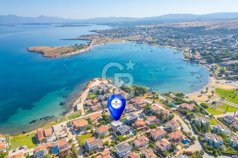 ÇEŞME YALI DA DENİZ MANZARALI 4+1 NATAMAM SATILIK VİLLA