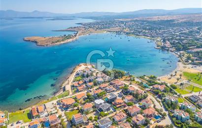 ÇEŞME YALI DA DENİZ MANZARALI 4+1 NATAMAM SATILIK VİLLA