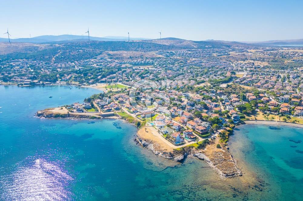 ÇEŞME YALI DA DENİZ MANZARALI 4+1 NATAMAM SATILIK VİLLA