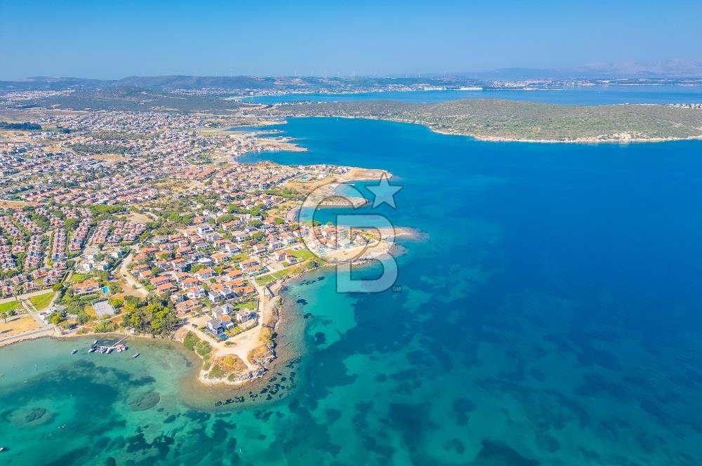 ÇEŞME YALI DA DENİZ MANZARALI 4+1 NATAMAM SATILIK VİLLA