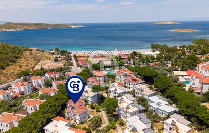 Eski Foça Hanedan Beach Club'ta Satılık Villa