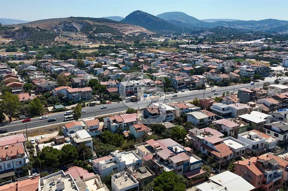 Urla Çamlıçay'da Denize 200 m, Cadde Üzeri Satılık 2+1 Daire!