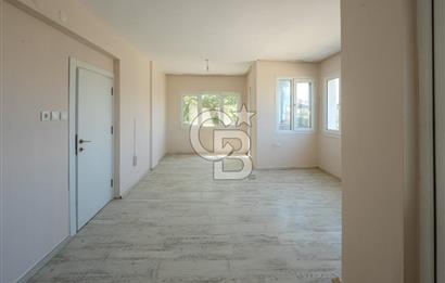 Urla Çamlıçay'da Denize 200 m, Cadde Üzeri Satılık 2+1 Daire!