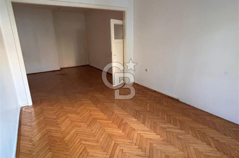 ÇANKAYA BÜLBÜL DERESİ CADDESİNDE SATILIK 3+1 DAİRE