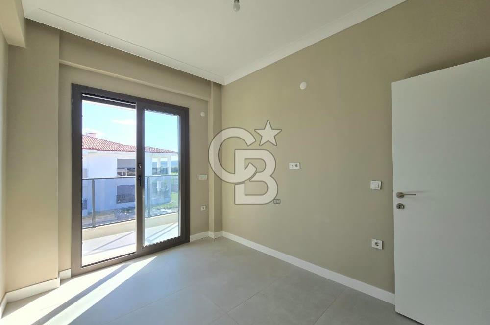 Gömeç Sahile yakın Havuzlu Site içerisinde 2+1 Satılık Daire