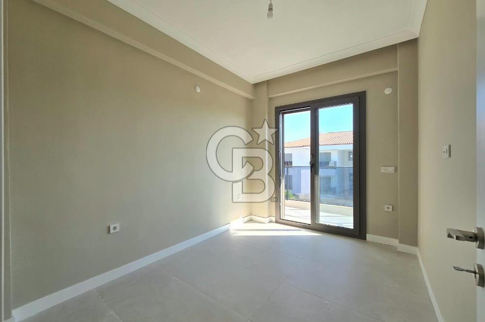 Gömeç Sahile yakın Havuzlu Site içerisinde 2+1 Satılık Daire