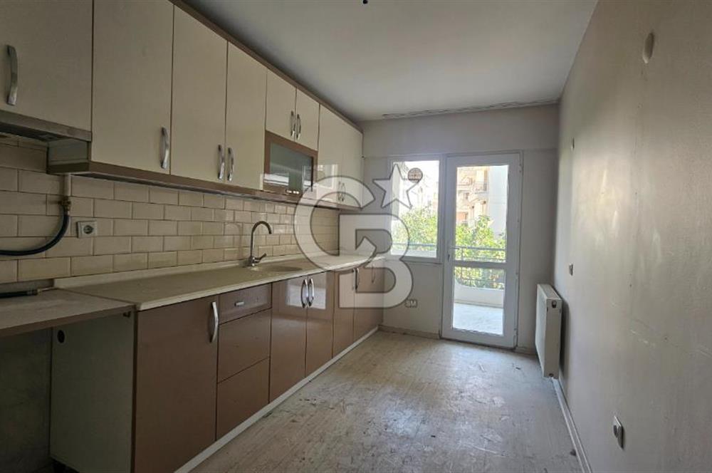 KARŞIYAKA ORDU CADDESİ 3+1 OTOPARKLI SİTE İÇİNDE KİRALIK DAİRE
