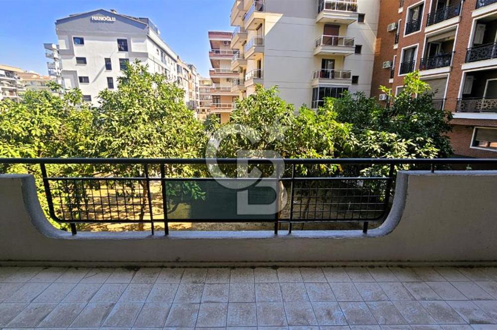KARŞIYAKA ORDU CADDESİ 3+1 OTOPARKLI SİTE İÇİNDE KİRALIK DAİRE