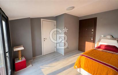 TUZLA POSTANE'DE DENİZ MANZARALI SATILIK 5+2 DUBLEKS DAİRE