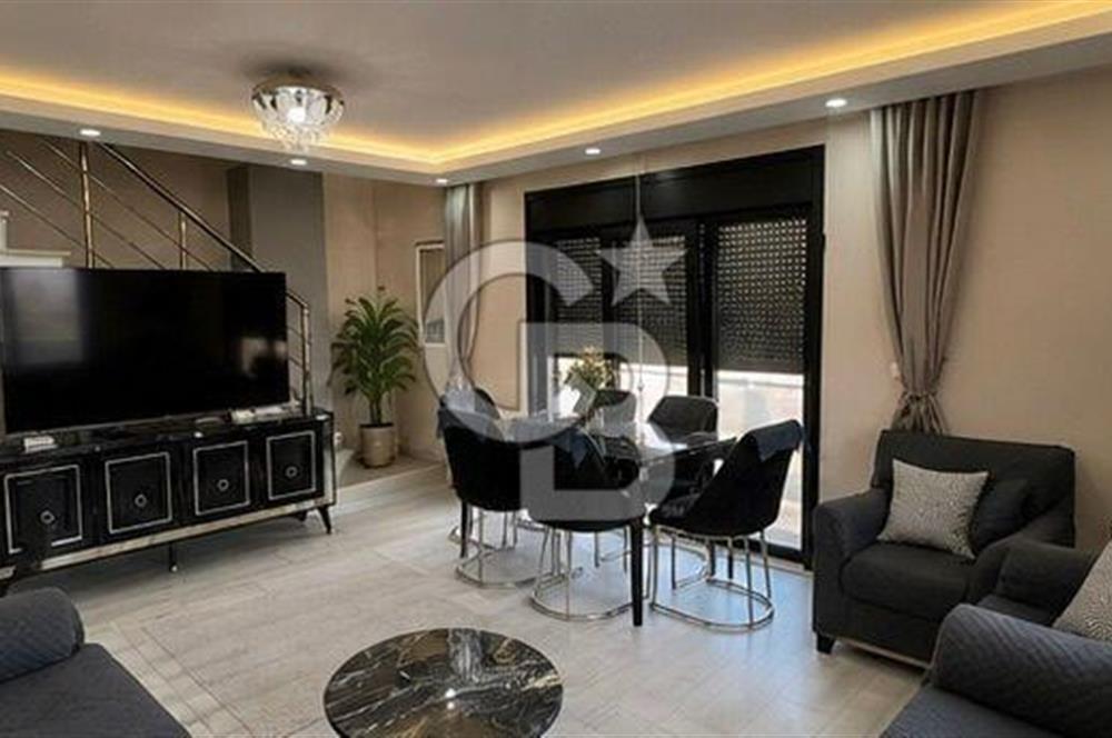 TUZLA POSTANE'DE DENİZ MANZARALI SATILIK 5+2 DUBLEKS DAİRE