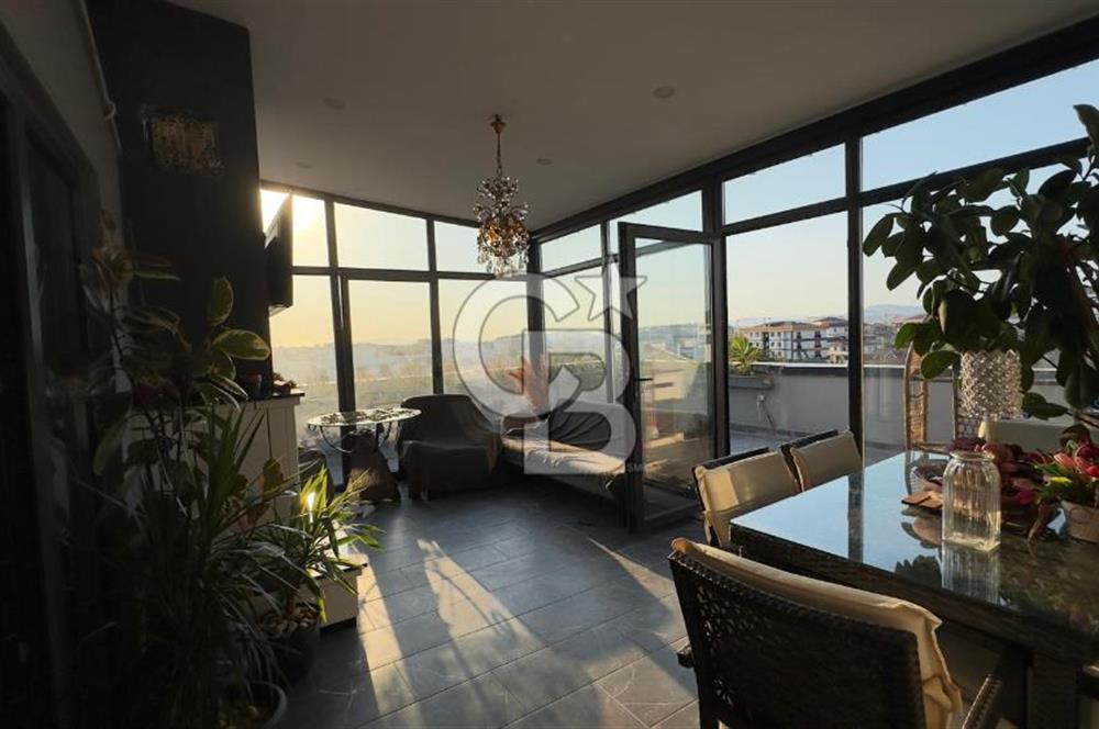 TUZLA POSTANE'DE DENİZ MANZARALI SATILIK 5+2 DUBLEKS DAİRE