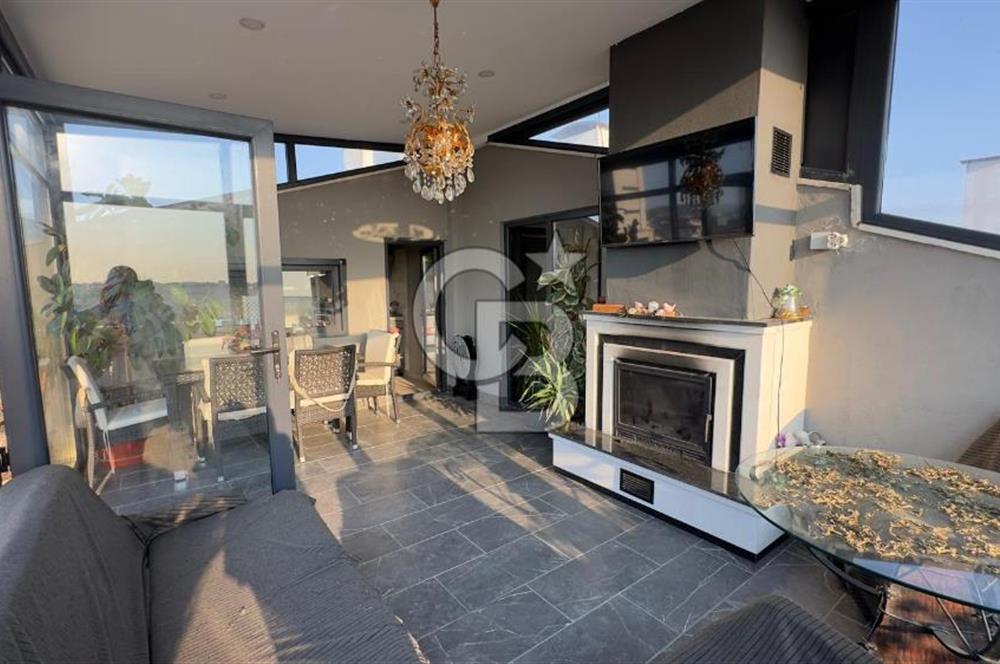 TUZLA POSTANE'DE DENİZ MANZARALI SATILIK 5+2 DUBLEKS DAİRE
