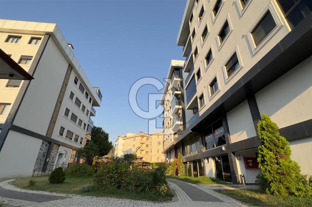 TUZLA POSTANE'DE DENİZ MANZARALI SATILIK 5+2 DUBLEKS DAİRE