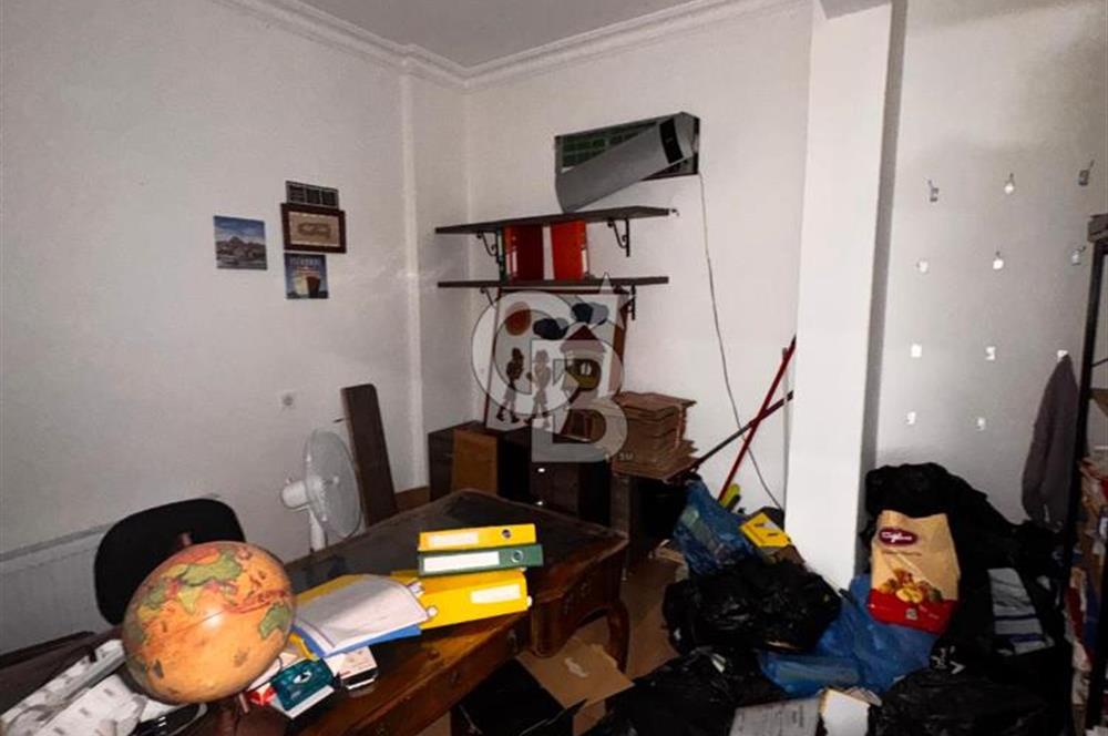 BALÇOVA ONUR MAH. AGORA AVM 70METR KARŞI SOKAĞINDA 110m2 DÜKKAN