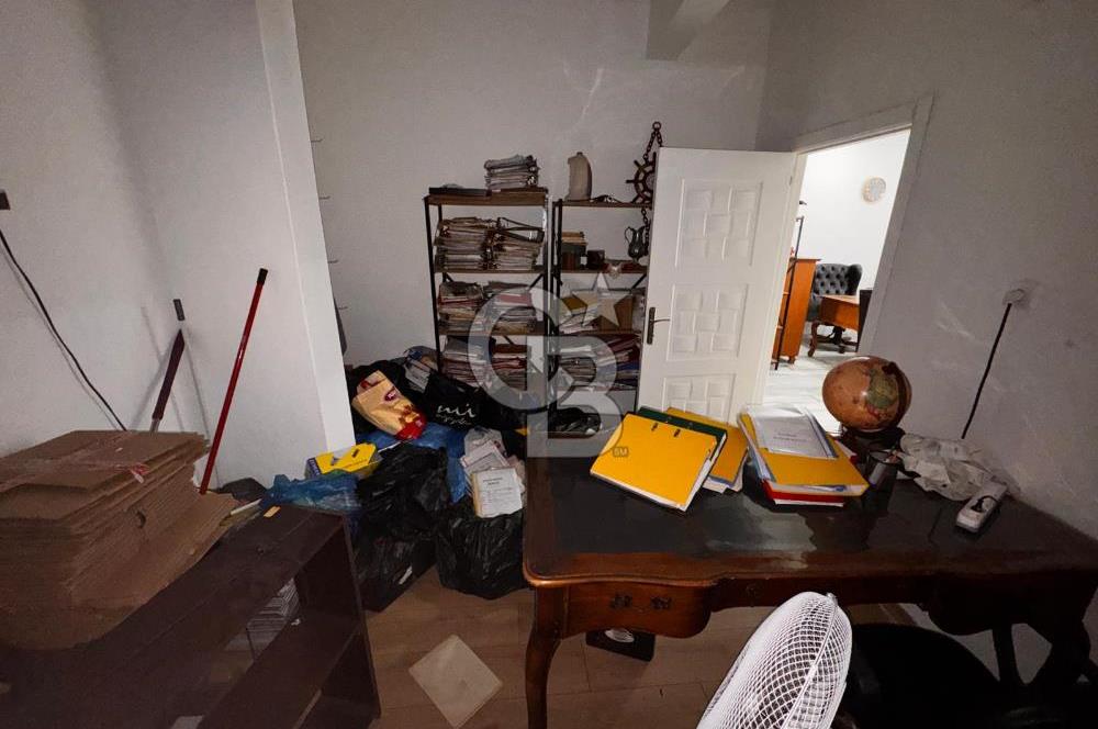 BALÇOVA ONUR MAH. AGORA AVM 70METR KARŞI SOKAĞINDA 110m2 DÜKKAN