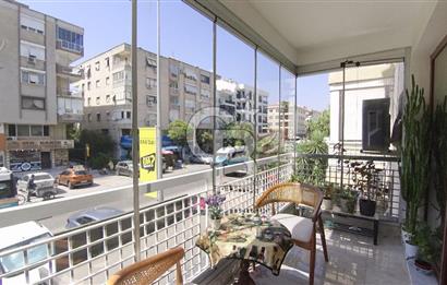 İzmir Karşıyaka Bahriye Üçok Tadilatlı Satılık 3+1 123 m² Daire