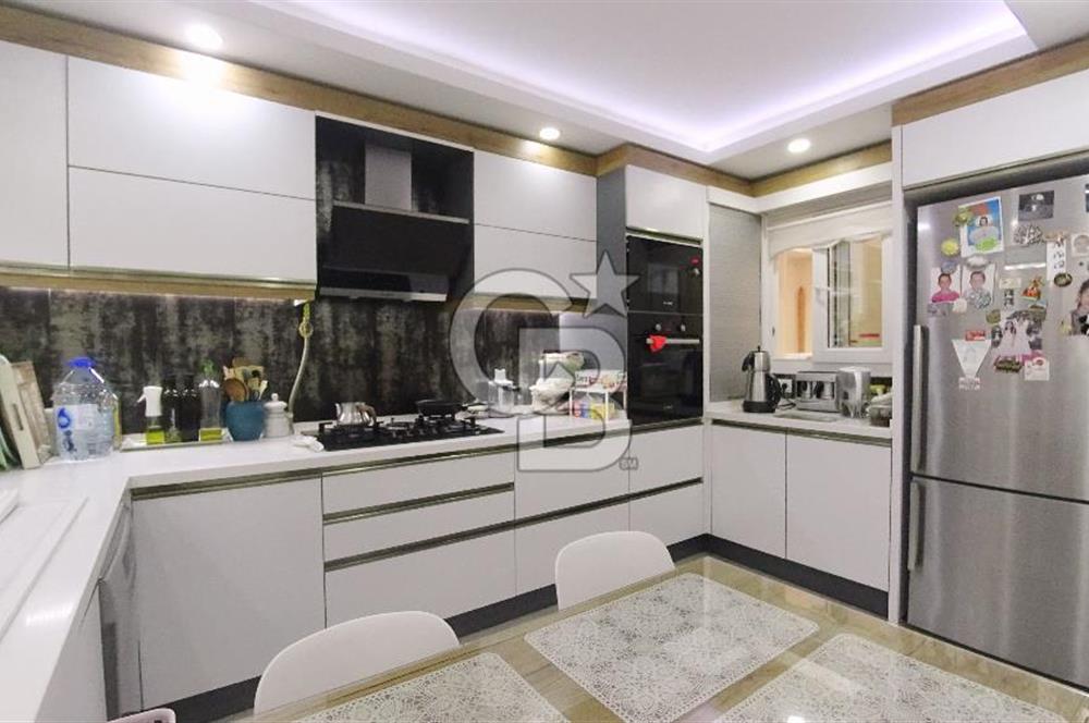 İzmir Karşıyaka Bahriye Üçok Tadilatlı Satılık 3+1 123 m² Daire