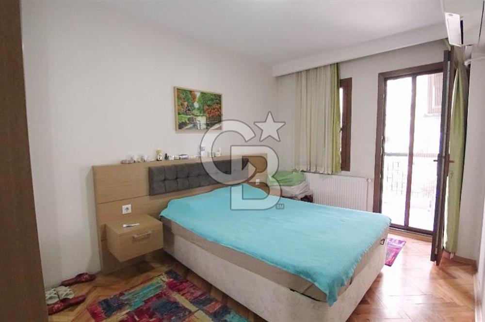 İzmir Karşıyaka Bahriye Üçok Tadilatlı Satılık 3+1 123 m² Daire