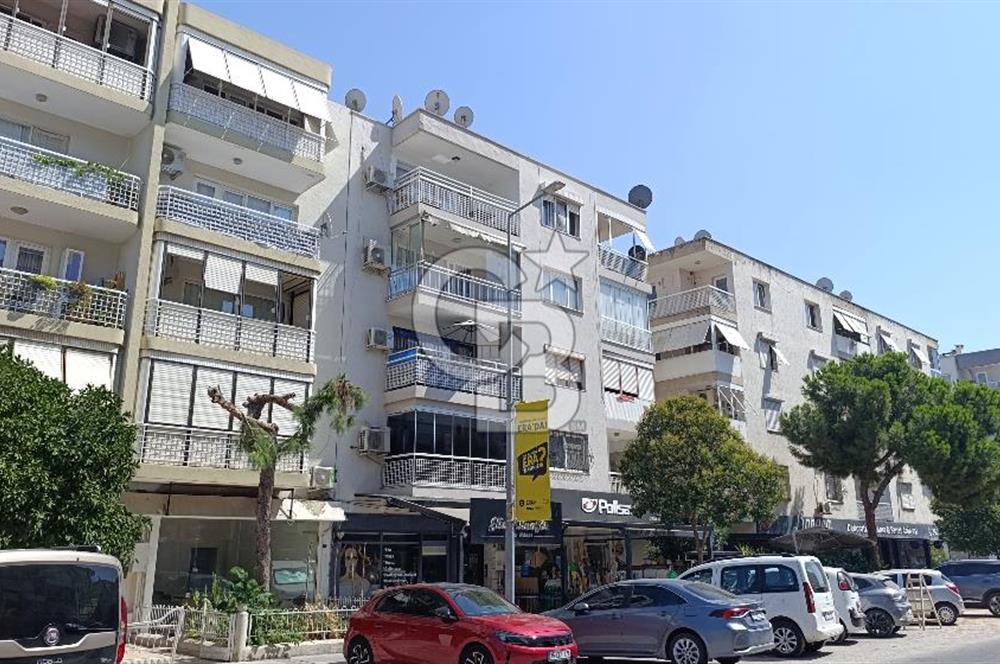 İzmir Karşıyaka Bahriye Üçok Tadilatlı Satılık 3+1 123 m² Daire