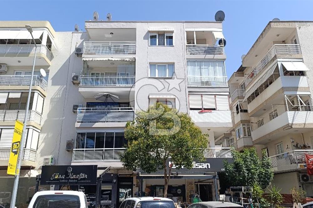 İzmir Karşıyaka Bahriye Üçok Tadilatlı Satılık 3+1 123 m² Daire