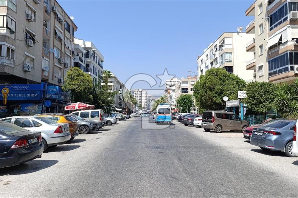 İzmir Karşıyaka Bahriye Üçok Tadilatlı Satılık 3+1 123 m² Daire