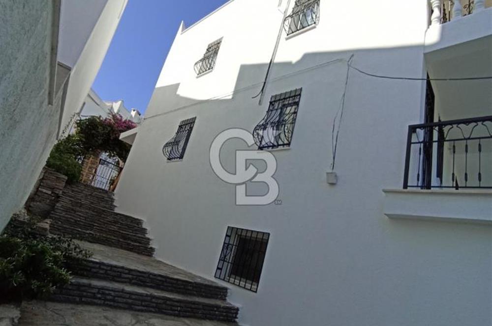 Gümbet Sahile 400 Metre | 404 m² Arsa Üzerinde, 385 m² Müstakil