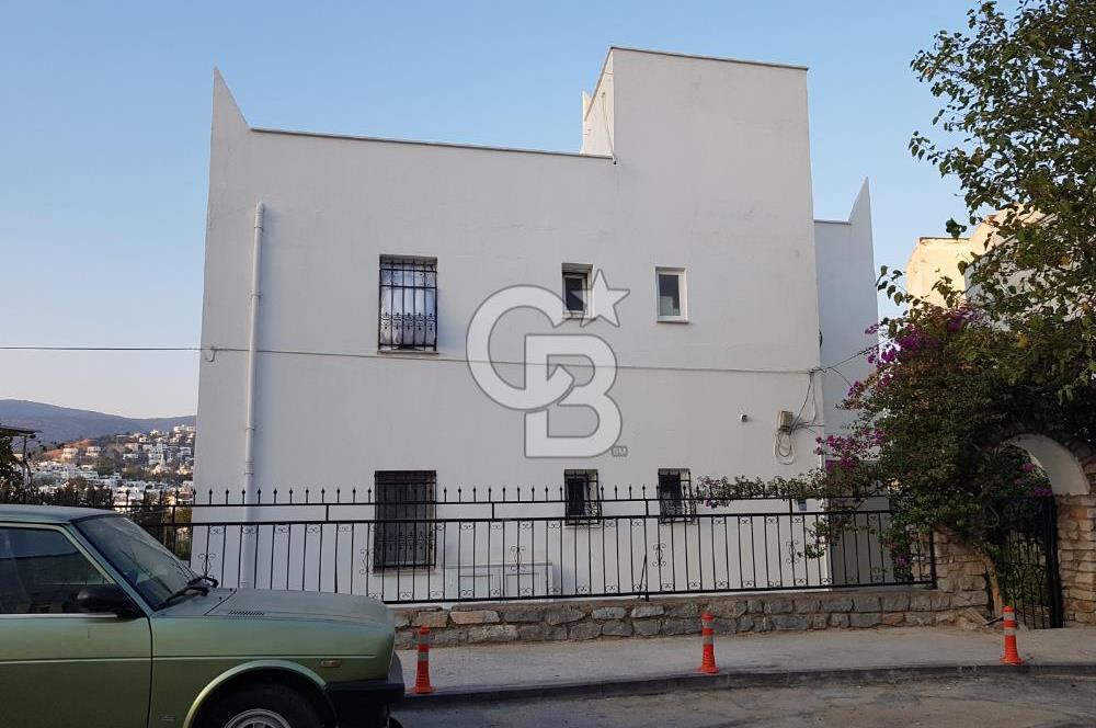Gümbet Sahile 400 Metre | 404 m² Arsa Üzerinde, 385 m² Müstakil