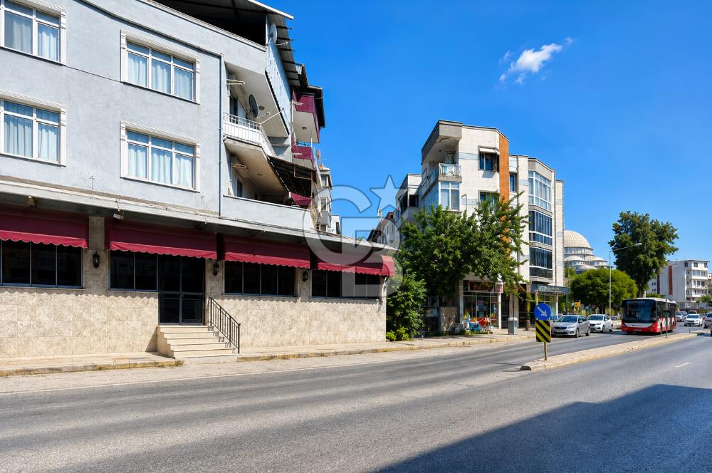 BUCA AKINCILAR AKDOĞAN CD. ÜZERİ 140 M² GENİŞ VİTRİNLİ DÜKKÂN 