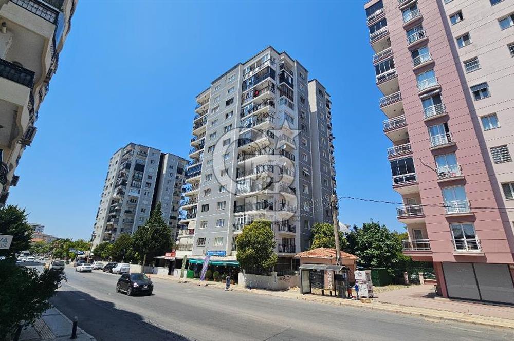 Buca Yenigün'de Site İçerisinde 135 m² Ferah 3+1 Satılık Daire