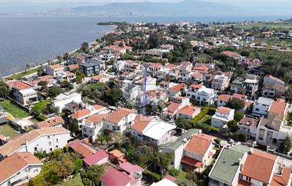NARLIDERE SAHİLEVLERİ'NDE DENİZE YAKIN SATILIK MÜSTAKİL EV