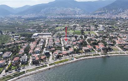 NARLIDERE SAHİLEVLERİ'NDE DENİZE YAKIN SATILIK MÜSTAKİL EV