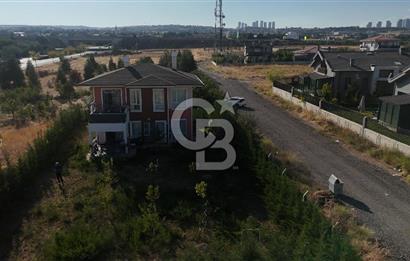 Karşıyaka mahallesinde 4,5+1 müstakil villa