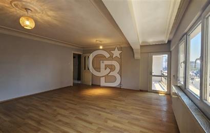 İzmir Park Karşısı Konumda 3+1 Geniş 130 m² Kiralık Daire