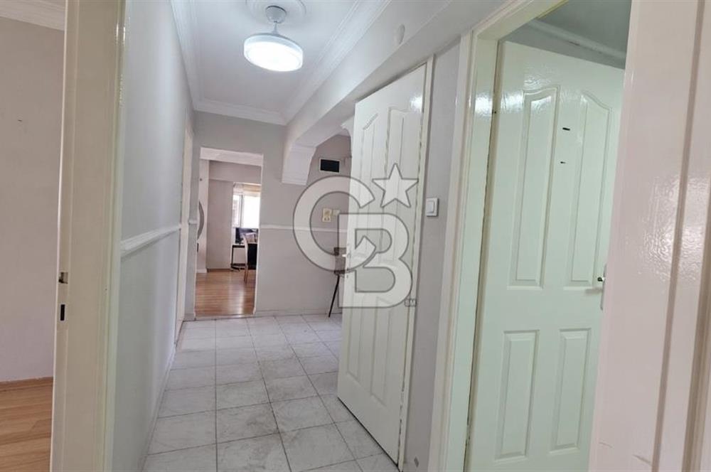 İzmir Park Karşısı Konumda 3+1 Geniş 130 m² Kiralık Daire