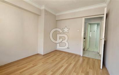 İzmir Park Karşısı Konumda 3+1 Geniş 130 m² Kiralık Daire