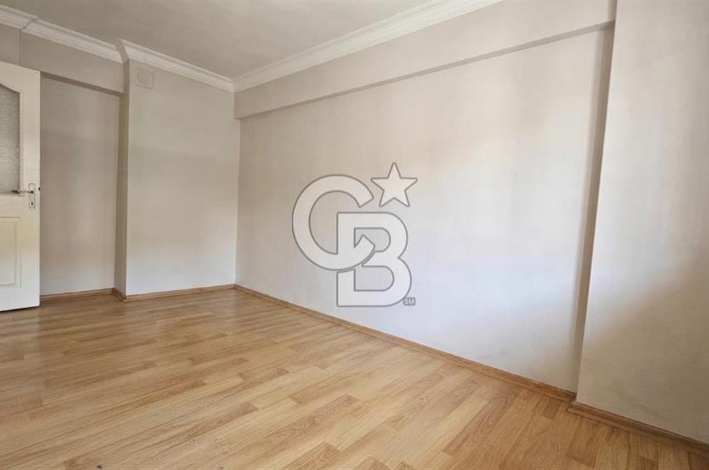 İzmir Park Karşısı Konumda 3+1 Geniş 130 m² Kiralık Daire