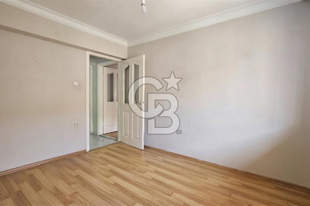 İzmir Park Karşısı Konumda 3+1 Geniş 130 m² Kiralık Daire