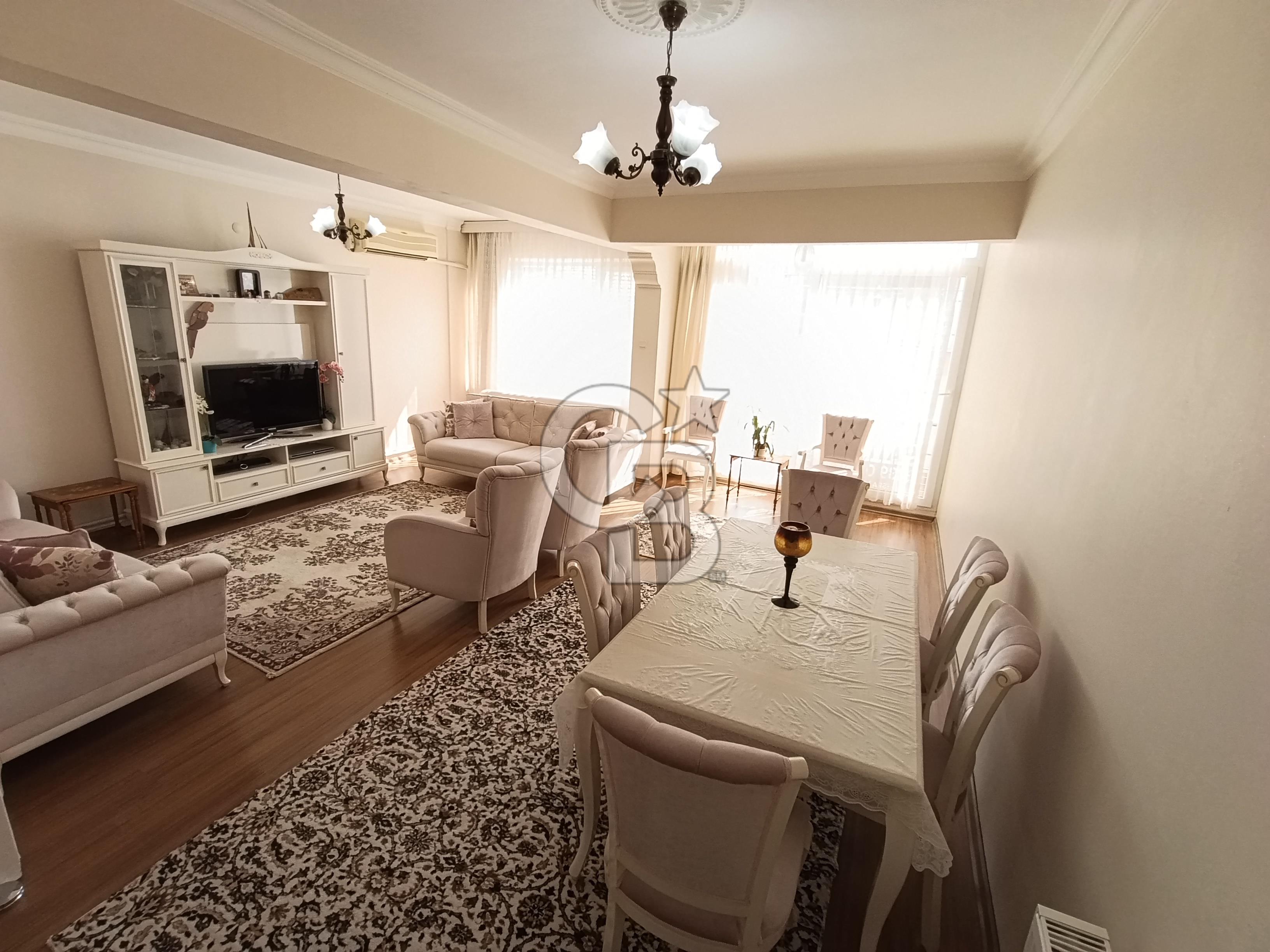 Karşıyaka Tersane Mah. 3+1 Tadilatlı Satılık Daire