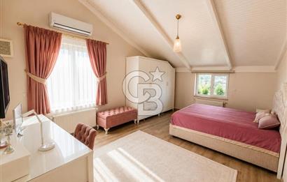 KOCAELİ BAŞİSKELE'DE SATILIK 1280 M2 ARSA İÇİNDE 4+1 250M2 VİLLA