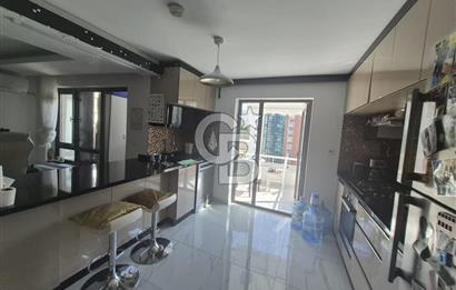 Yıldızevler'de Vadi Manzaralı, Havuzlu Bağ Sitesi Satılık 3+1