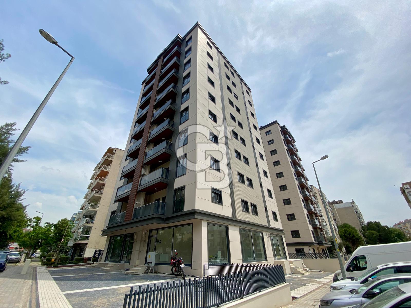 Bayraklı Mansuroğlu Mah. Site İçi Satılık 3+1 Ferah Lüks Daire