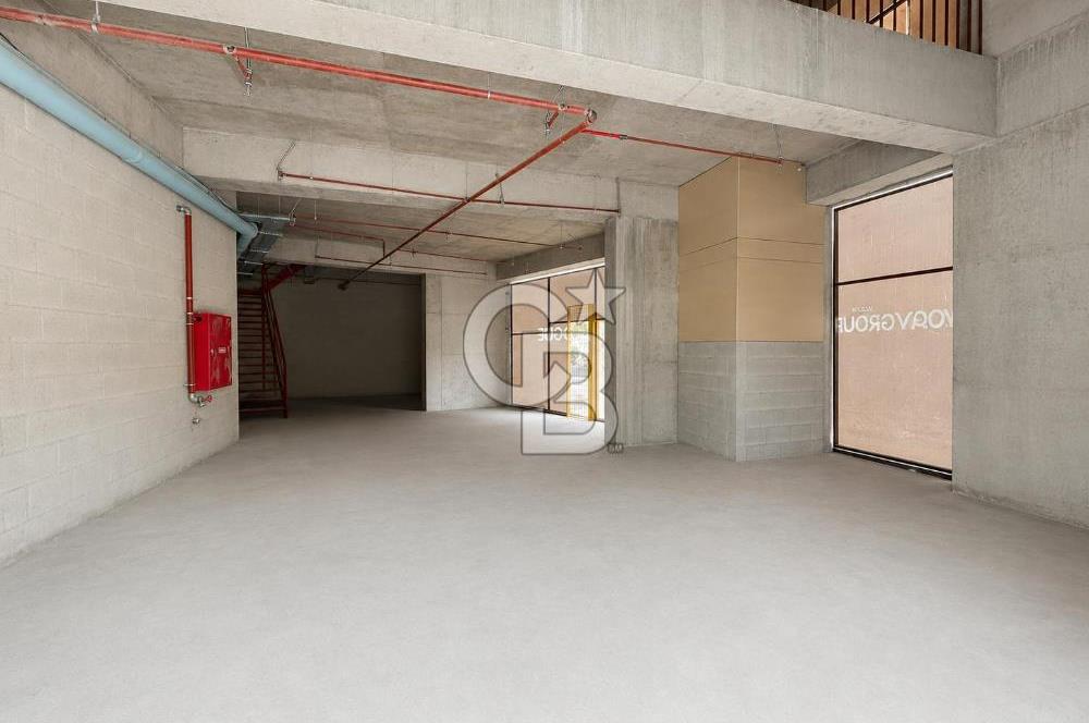 Ana Cadde Üzeri Vitrin Değeri Yüksek 320m² Kiralık İşyeri