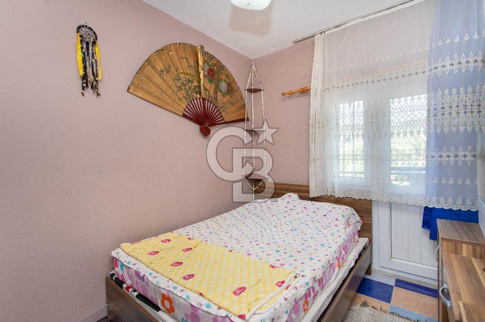 Foça Mercankent Sitesi'nde Satılık 2+1 Fırsat Villa