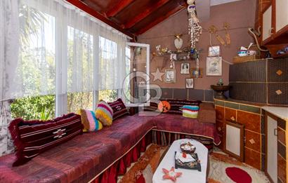 Foça Mercankent Sitesi'nde Satılık 2+1 Fırsat Villa