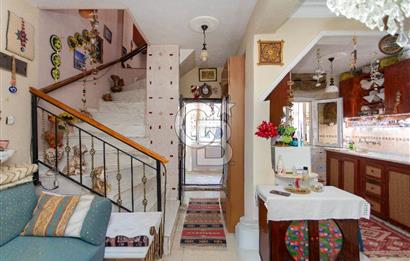 Foça Mercankent Sitesi'nde Satılık 2+1 Fırsat Villa