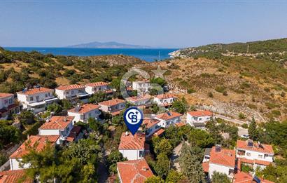 Foça Mercankent Sitesi'nde Satılık 2+1 Fırsat Villa