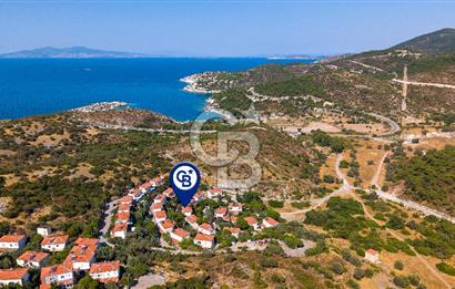 Foça Mercankent Sitesi'nde Satılık 2+1 Fırsat Villa