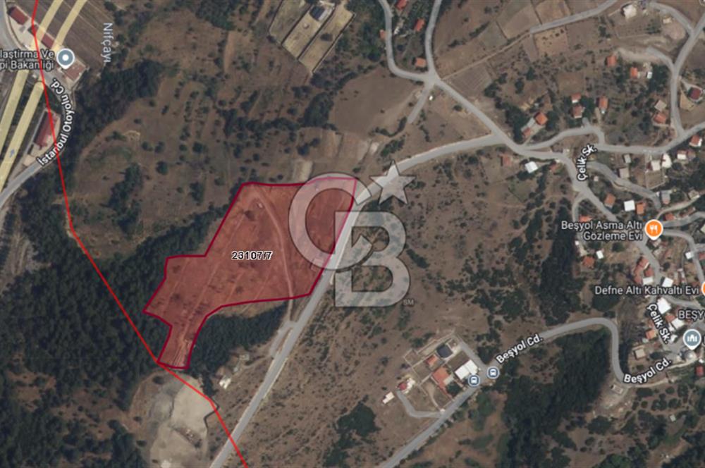 BORNOVA BEŞYOL’DA DOĞA İÇİNDE, KÖYE YAKIN 210 M² İFRAZLI PARSEL